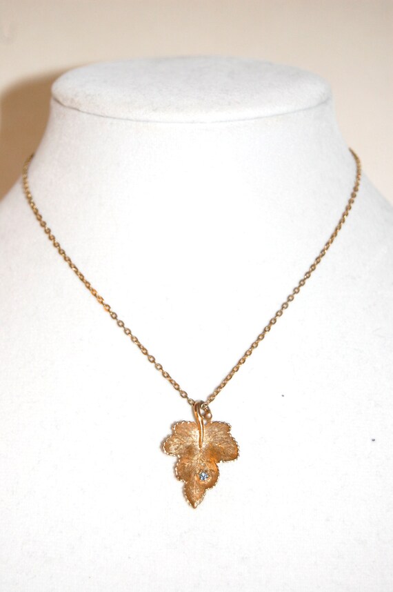Vintage Gold Tone Leaf & Rhinestone Necklace | eBay