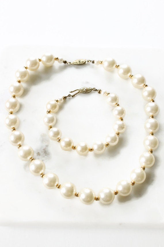 Vintage Pearl Necklace and Bracelet - Jewelry Set… - image 1