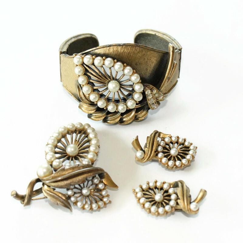 MidwestAtticTreasure Vintage Tortolani Jewelry Set Bracelet Earrings Brooch Designer Costume Jewelry 1960 s