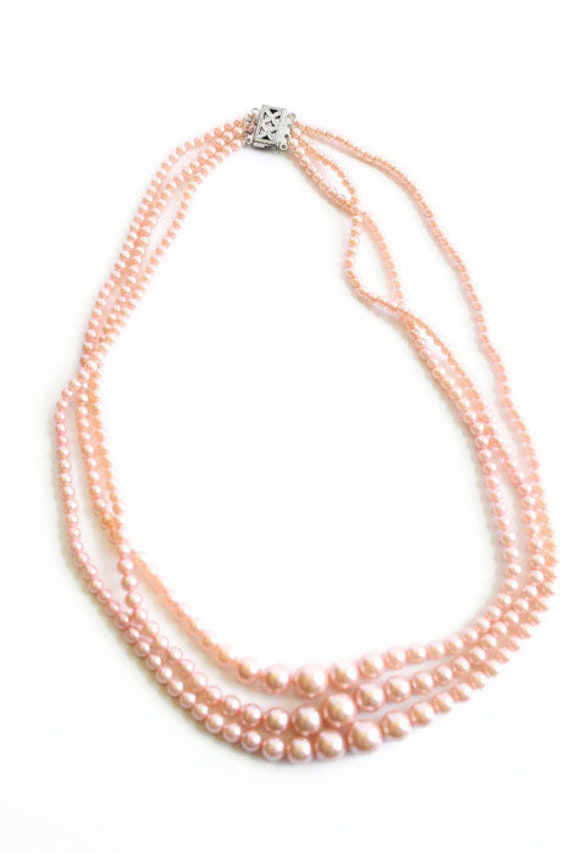 Vintage Pink Pearl Multi Strand Necklace - Romant… - image 4