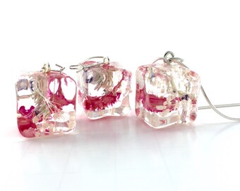 Three Mini Ice Cubes Resin Jewelry Set, Earrings and Necklace Plated Silver. Natural inclusions