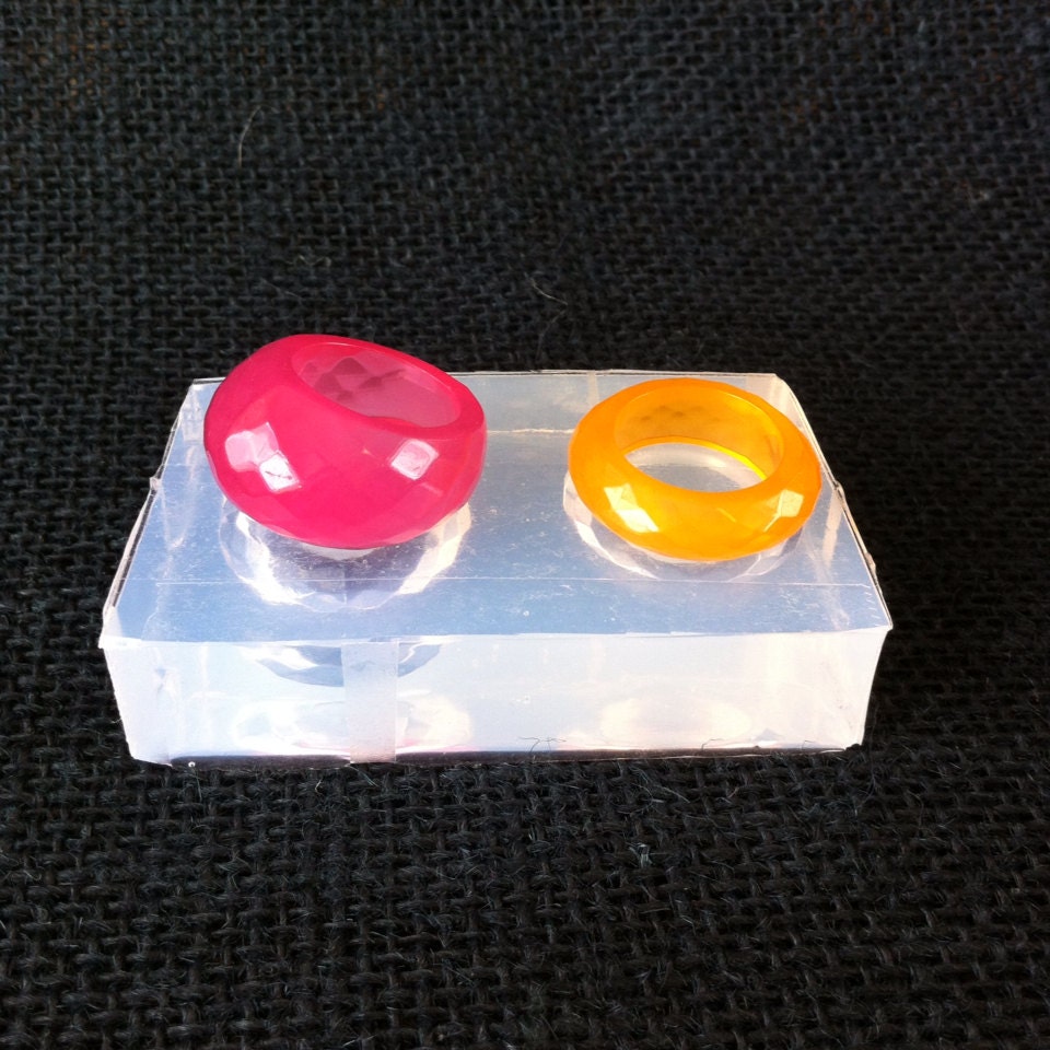 Crystal cut rings sz 7.5 Clear Silicone Rubber Mold for crystal diamond cut two rings. Create Your Own Rings (MR094)