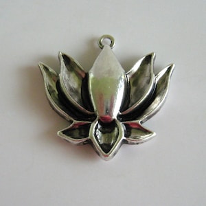 Silver Lotus (4)  Pendant LARGE 38mm Pendants Charm Focal Drop Silver Plated Pewter Buddha Zen Wholesale Jewelry Supplies CrazyCoolStuff
