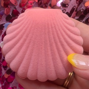 Pink Shell Pill Case | Cute Compact Pill Organizer for Meds & Vitamins | Coquette Travel Case | Aesthetic Mental Health Gift