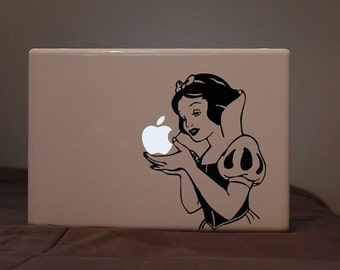 Apple Snow White 15 inch Macbook Mac Decal Sticker Skin