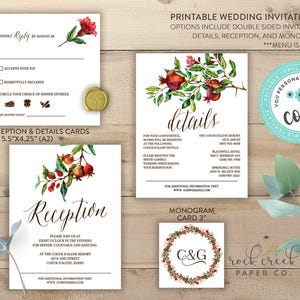K&ouml;nnte beinhalten: Ein Hochzeits-Einladungsset mit RSVP-, Detail-, Empfangs- und Monogrammkarten. Die Karten haben ein Aquarell-Blumenmuster mit roten Blumen und gr&uuml;nen Bl&auml;ttern. Das Set enth&auml;lt eine Monogrammkarte mit einem Durchmesser von 7,6 cm.