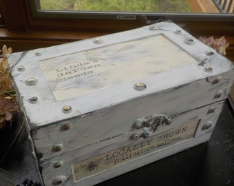 Personalized Rustic Seed Packet Box, Wood Keepsake Storage, Gardener's Organizer