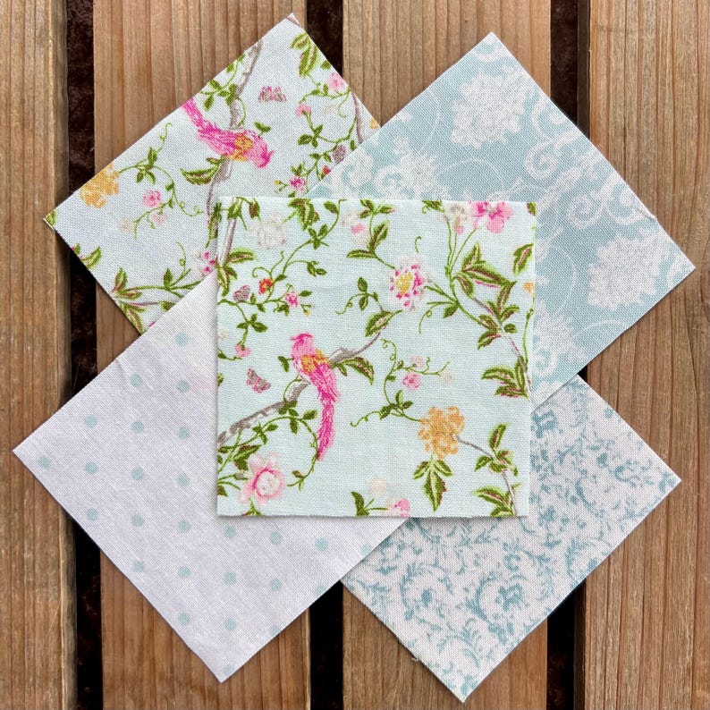 Laura Ashley 50 charm Patchwork Pieces Vintage Mixed Colours Cotton