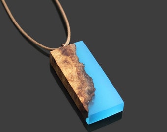 Glow In Dark Resin Necklace,Blue Necklace, Drift Wood Resin Necklace,Christmas Gift For Her, Modernist Necklace, Art Pendant, Wooden Pendant