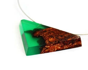 Resin Wood Triangle Necklace, Exotic Wood Green Resin Necklace, Abstract Wood Pendant Necklace, Art Resin Necklace, Modernist Necklace,