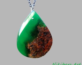 Wood Resin Necklace, Epoxy Resin, Reclaimed Wood Jewelry,Green Resin Jewelry, Nature necklace, Resin wood jewelry, Girlfriend gift, Mom gift