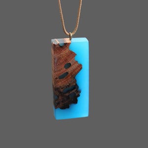 Glow In Dark Resin Necklace,Blue Necklace, Drift Wood Resin Necklace,Christmas Gift For Her, Modernist Necklace, Art Pendant, Wooden Pendant
