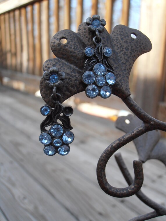 Vintage Topaz Blue  Flower Dangling/Drop Earrings - image 3