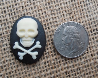 Set of 4 - Large Skull and Crossbones Resin Cabochon - Black and White - Pirate - Skeleton