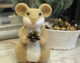 Needle felted  mouse, beige and white