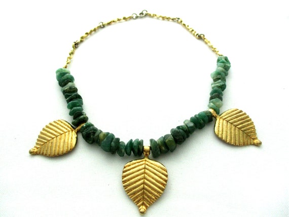 Vintage Jomaz Green Stone Gold Textured Leaf Choker Collar