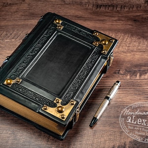 Handmade Italian Leather Journal: Medieval Book of Shadows, Traveler Sketchbook image 2