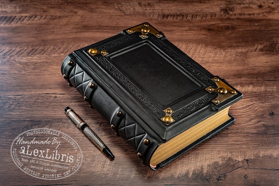 Handmade Italian Leather Journal: Medieval Book of Shadows, Traveler Sketchbook