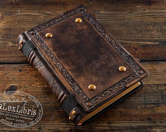 Handcrafted Italian Leather Journal: Embossed Medieval Sketchbook
