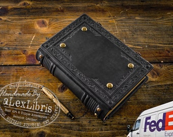 Elegant Medieval Leather Journal: Large 7.5 x 10 Inches, 600 Blank Pages - Journey into the Past, Perfect for Writing, Sketching