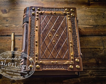 Memento Mori Leather Journal: Large Italian Leather, Hand-Toned & Aged