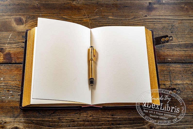 Handmade Italian Leather Journal: Medieval Book of Shadows, Traveler Sketchbook image 9