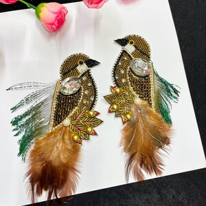 Heavy Embroidered Crest Applique Luxury Beaded Patch for Gowns Sew on Costume Motif Zardozi Work Lace Supply for Dressmaking 1 Pair