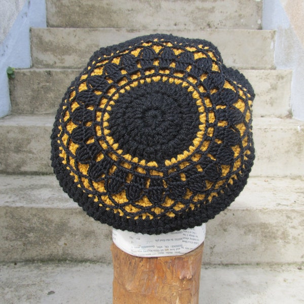 FAIRY rAstA TAM Dread Hat -  Size S - with crocheted Mandala -  black & curry -  100% sheep wool - lined - MADE to order