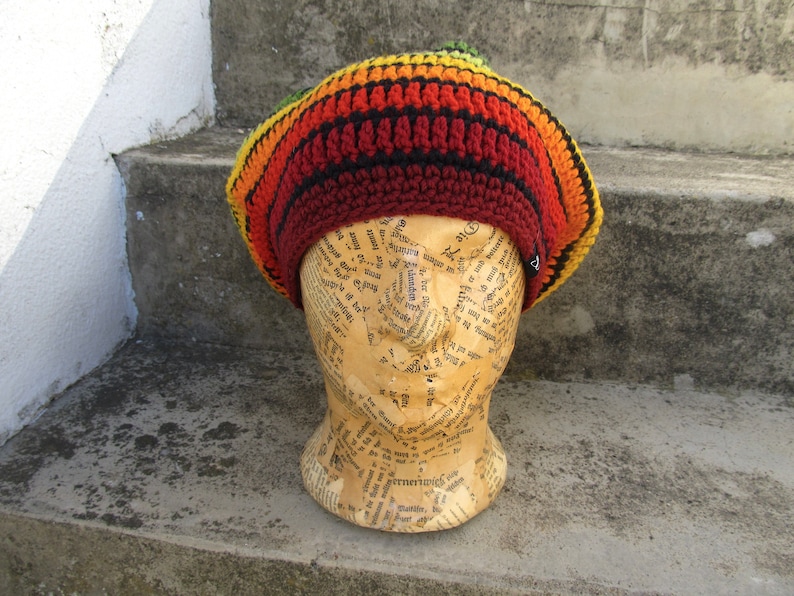 Tam Rasta hat Size M rainbow & black lined 100% wool image 2