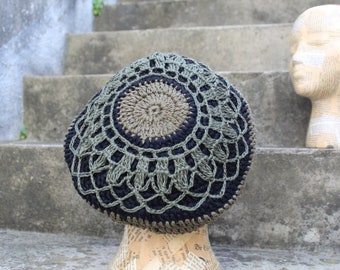 Mandala Tam vEgAn - size S - olive green - 100% cotton & linen - lined - slouchy (2ply)