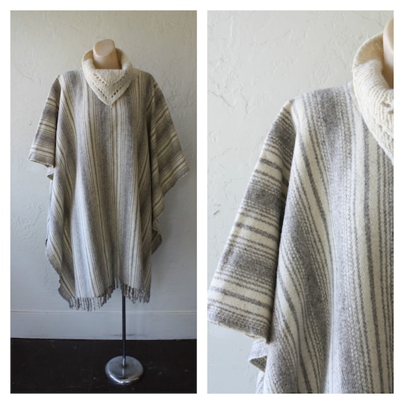 Vintage Wool Poncho / 1970s Latin American Poncho