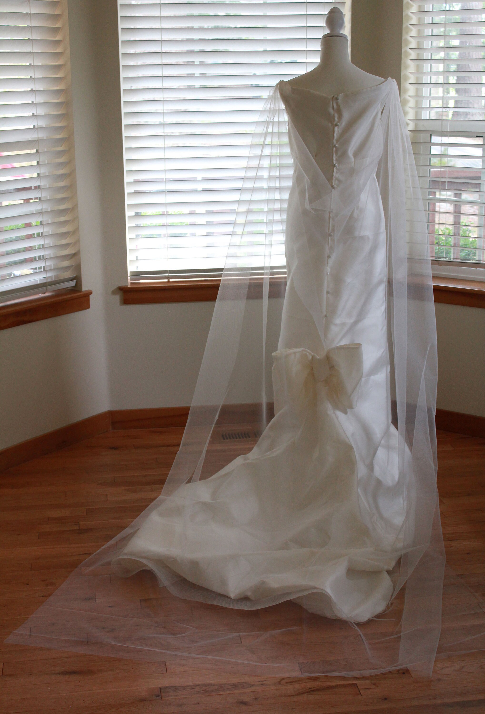tulle cape veil
