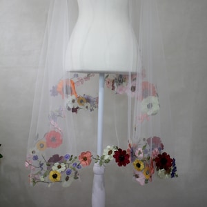 Wedding Veil with Flowers / Wildflower 3d Lace Drop Veil / Colorful Garden Botanicals on Illusion Tulle image 6