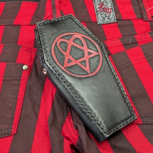 Billetera Motera 'Heartagram Ataúd' - Cuero Curtido Vegetal Hecho a Mano