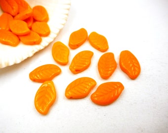 25 Frosted Burnt Orange Picasso Glass Leaf Beads Side Drilled 12MM