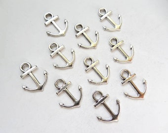 10 Antique Silver Anchor Charms - 21-15-4