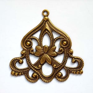 1 Antique Brass Beaded Swirl Charm - 21-60-7