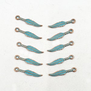 10 Antique Copper/Patina Plated Feather Charms - 23-8-3