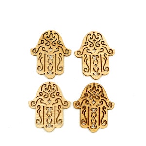 4 pingentes de mão Hamsa não tingidos ornamentados em madeira incisos - 39-50