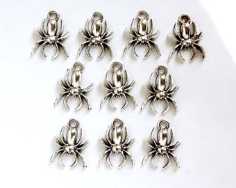 10 Antique Silver Spider Charms - 30-13