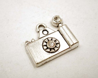クリアラインストーン付きアンティークシルバーカメラチャーム5個 - 21