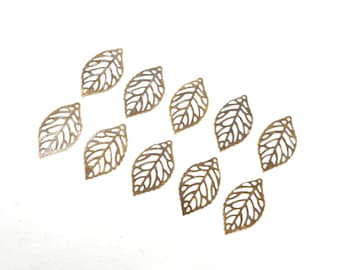 10 Antike filigrane Bronze Blatt Anhänger - 21-42-10