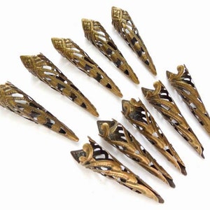 10 Antique Bronze Bugle Bead Caps - 40-9