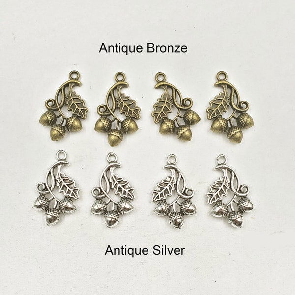 4 Antique Bronze Or Antique Silver Acorn With Leaves - 21-43-20