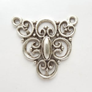 1 Oxidized Silver Ornate Connector - 1-11-A