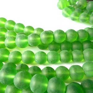 40 Green Frosted Glass Beads - 26-32