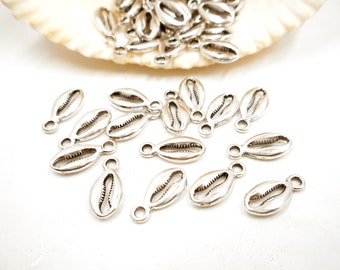 10 Antique Silver Cowrie Shell Charms - 21-4-5