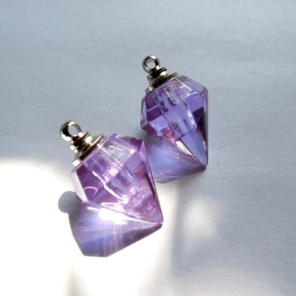 2 pendentif/breloques flacon de parfum en verre violet - 30-33-16
