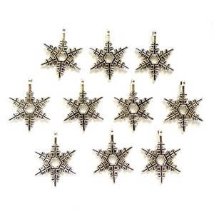 10 Antique Silver Snowflake Charms - 21-59-4