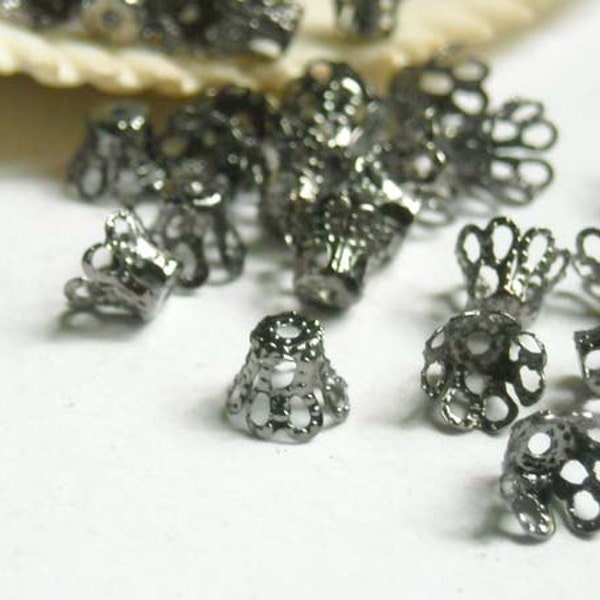 50 Gunmetal Filigree Flower Bead Caps - 41-1-16